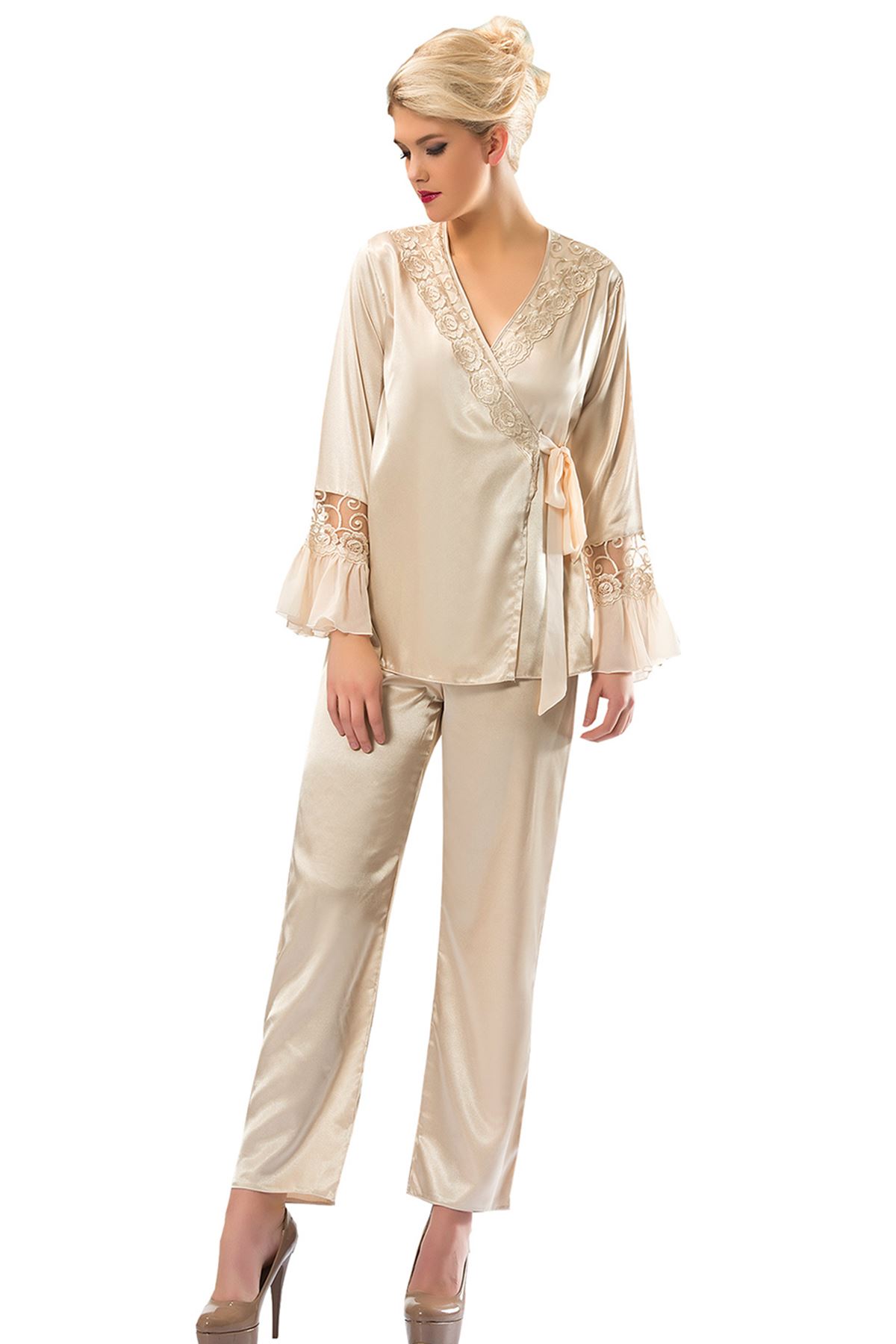 0010595-gold-rengi-saten-pijama-takimi-1592.jpeg Gold Rengi Saten Pijama Takımı - Görsel 1