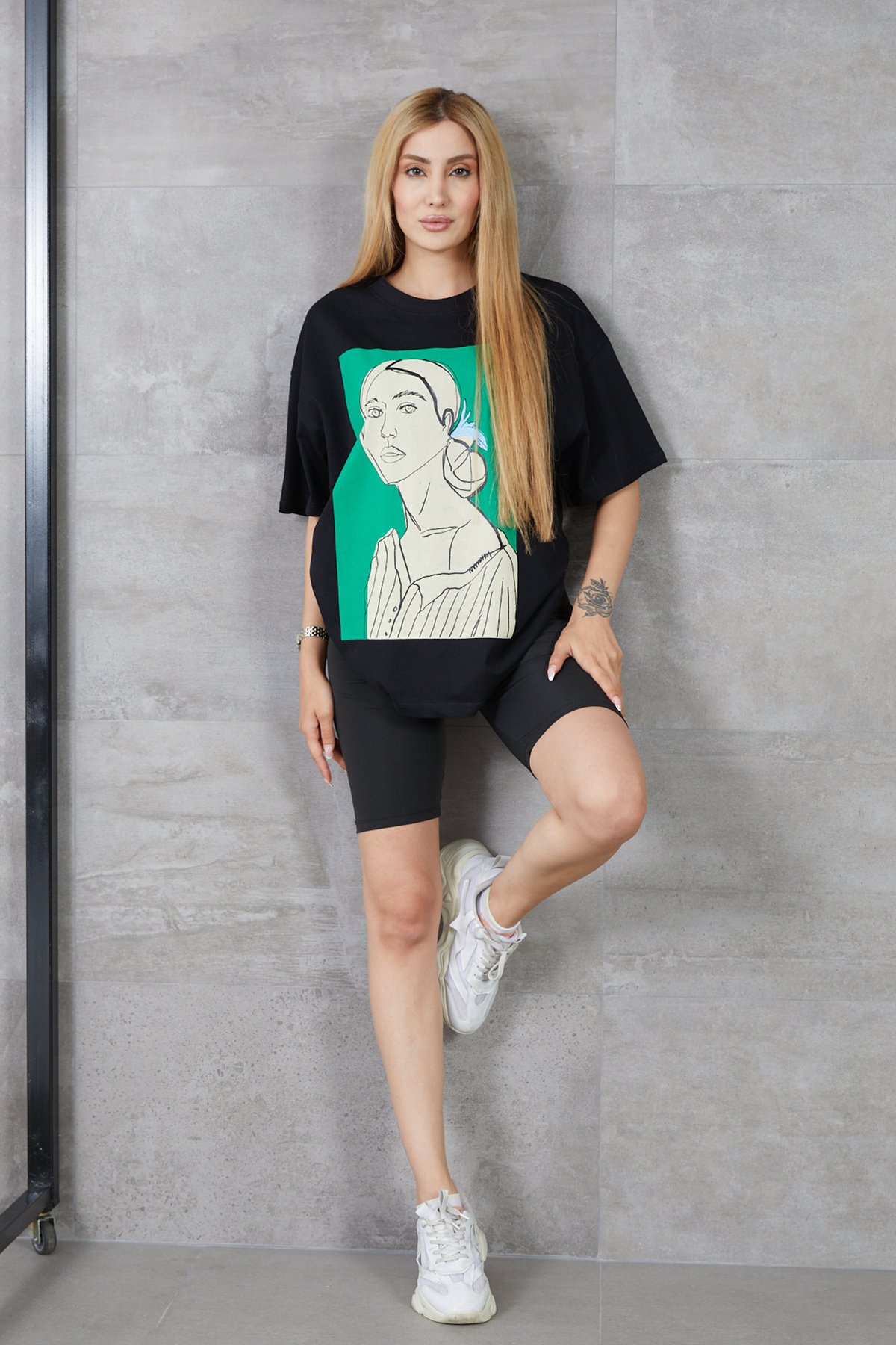 1030003483141-4.jpg Kadın Silüet Baskılı Bisiklet Yaka Oversize T-shirt - Görsel 1