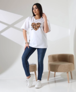 Leopar kalp baskılı tişört - Görsel 2