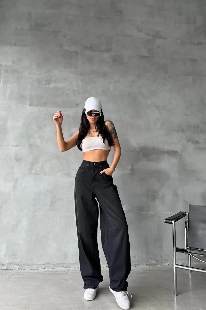 arkadan-tokali-jeans-pantolon-siyah-43631145-sw853sh1280.png Arkadan tokalı jeans pantolon Siyah - Görsel 1