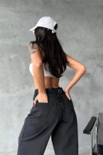 Arkadan tokalı jeans pantolon Siyah - Görsel 4