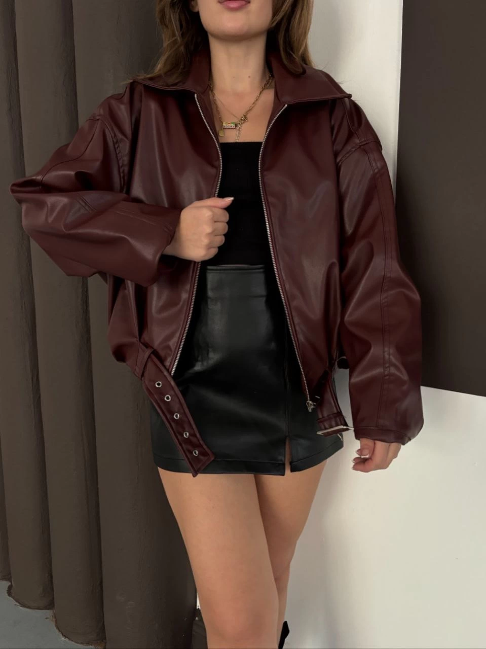 astarli-kemerli-pb-deri-ceket-bordo-onst-53675943-sw959sh1280.png Astarlı kemerli pb deri ceket bordo onst - Görsel 1