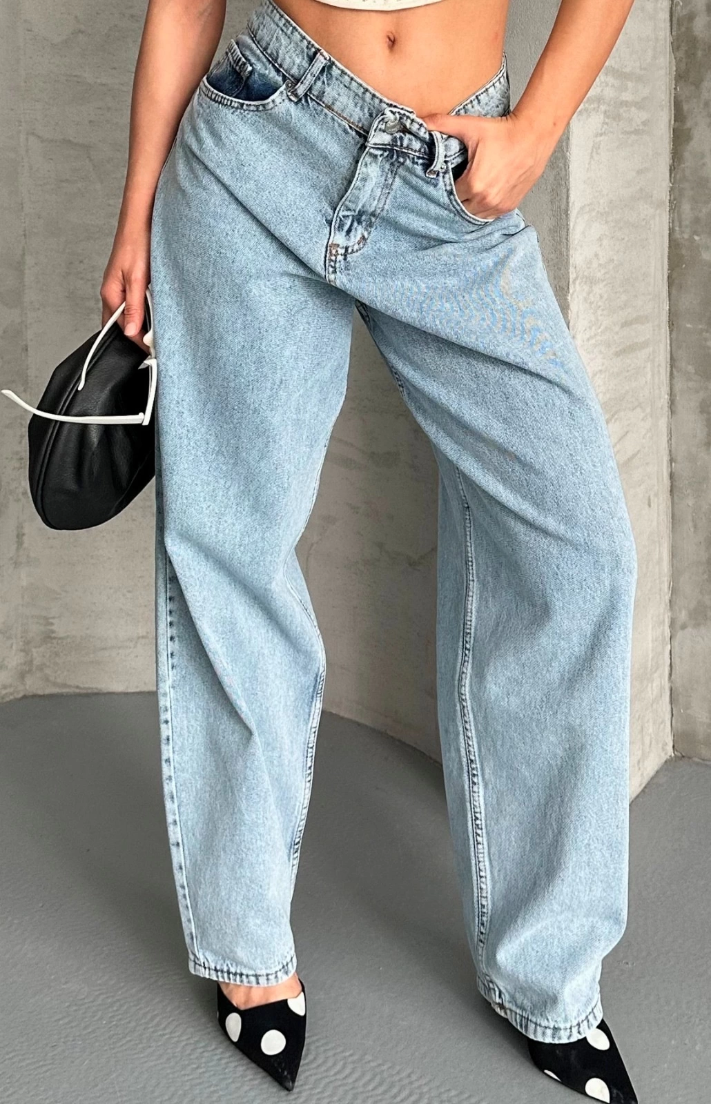 baggy-kar-yikama-buz-mavi-jeans-pantolon-d2007-78699768-sw1030sh1600.png Baggy kar yı buz mavi jeans pantolon - Görsel 1