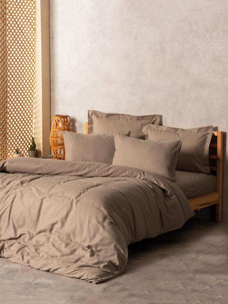 cotton-box-plain-plaid-cift-kisilik-nevresim-takimi-gri-13992.jpg Plaid Vizon Çift Kişilik %100 Pamuk Nevresim Takımı - Görsel 1