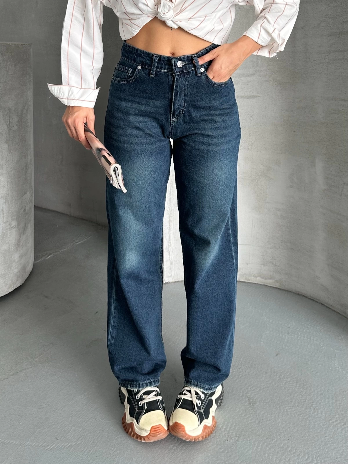 palazzo-biyik-enzim-yikama-jeans-pantolon-koyu-mavi-d2008-13707865-sw1200sh1600.png zzo bıyık enzim yı jeans pantolon koyu mavi - Görsel 1