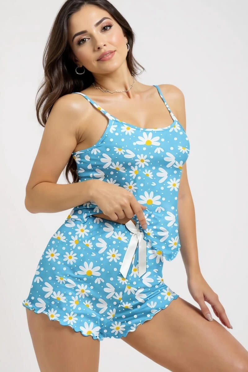 papatya-baskili-mavi-askili-sortlu-pijama-takimi-184832854-sw800sh1200.png Baskılı Mavi Askılı Şortlu Pijama - Görsel 1