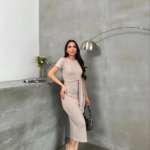 Kuşaklı mdl esnek kumaşlı elbise bej pt