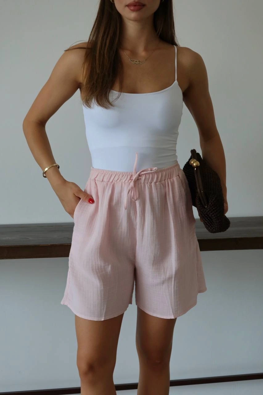musli-kumas-sort-bagcikli-pt-47652146-sw853sh1280.png Müslin kumaş şort bağcıklı pembe pt - Görsel 1