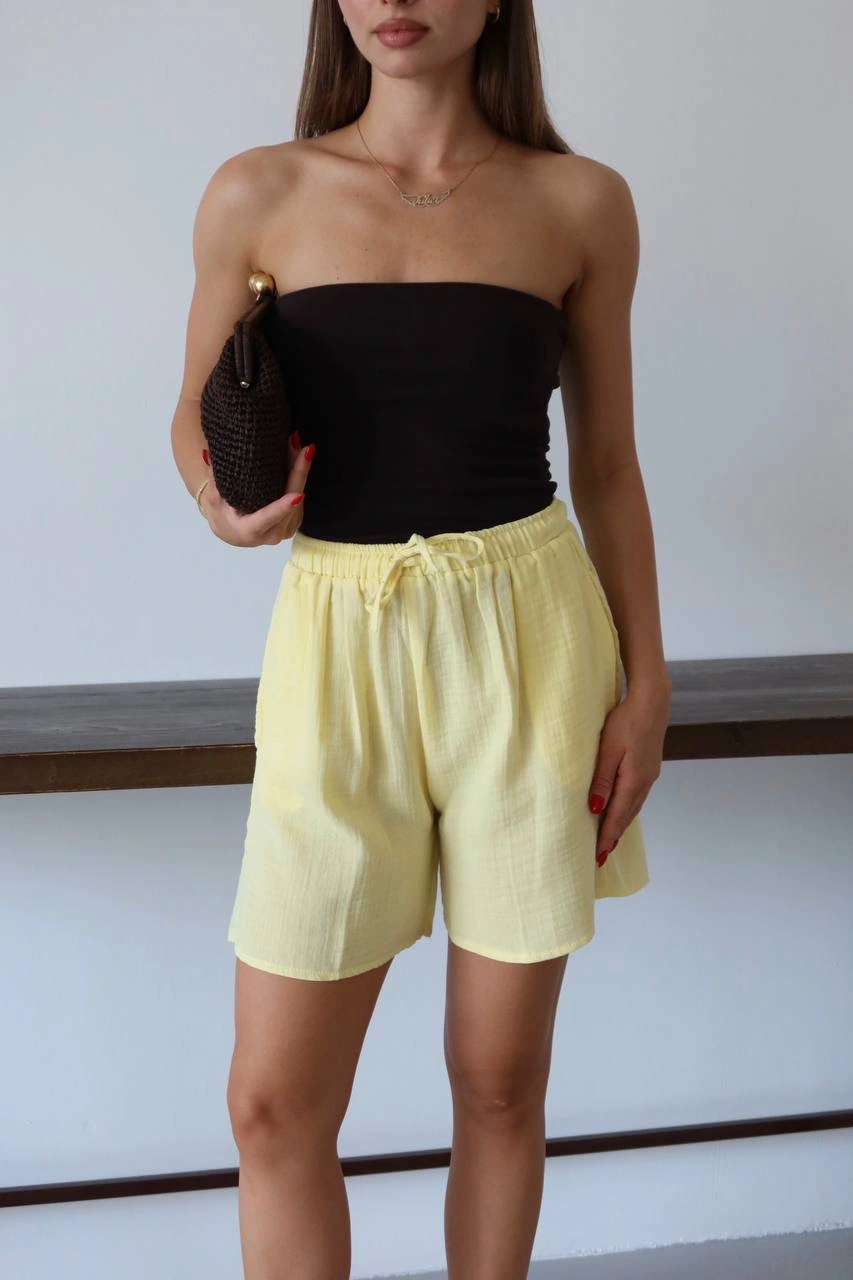 muslin-kumas-sort-bagcikli-sari-pt-17440148-sw853sh1280.png Müslin kumaş şort bağcıklı sarı pt - Görsel 1