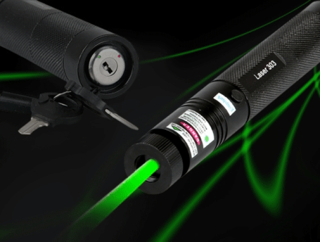 100-yesil-sa-1417-1.gif Yeşil Şarjlı Lazer Pointer 2000mw (Yakıcı) - Görsel 1