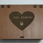 Aşk Bankası Ahşap Hediye Kutusu Sevgiliye Hediye