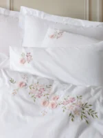 Floret Beyaz 3D Nakışlı Çift Kişilik Saten Nevresim - Görsel 2