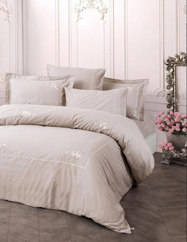 cotton-box-brode-nakisli-cift-kisilik-saten-nevresim-takimi-genny-beyaz-14807.jpg Nakışlı Çift Kişilik Saten Nev Takımı Alameda Lila - Görsel 1