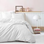 Çift Kişilik Saten Nev Takımı Elegante Stripe Beyaz