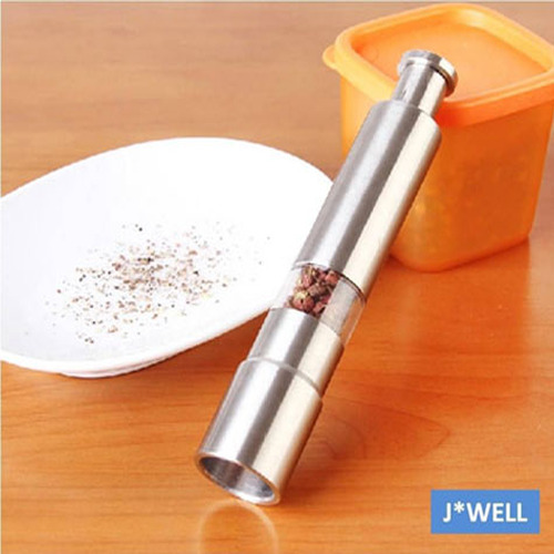paslanmaz-2408-1.jpg Paslanmaz Çelik, Basmalı Baharat Değirmeni - Görsel 1