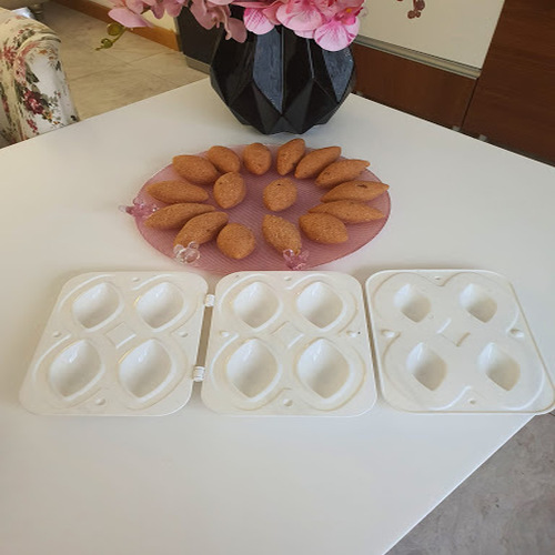pratik-i-2224-1.jpg Pratik İçli Köfte - Dolgulu Kurabiye Yapma Aparatı 3 Parça - Görsel 1
