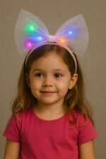 Rengarenk Led Işıklı Fiyonk Şekilli Tül Parti Tacı Beyaz Renk 25x25 cm