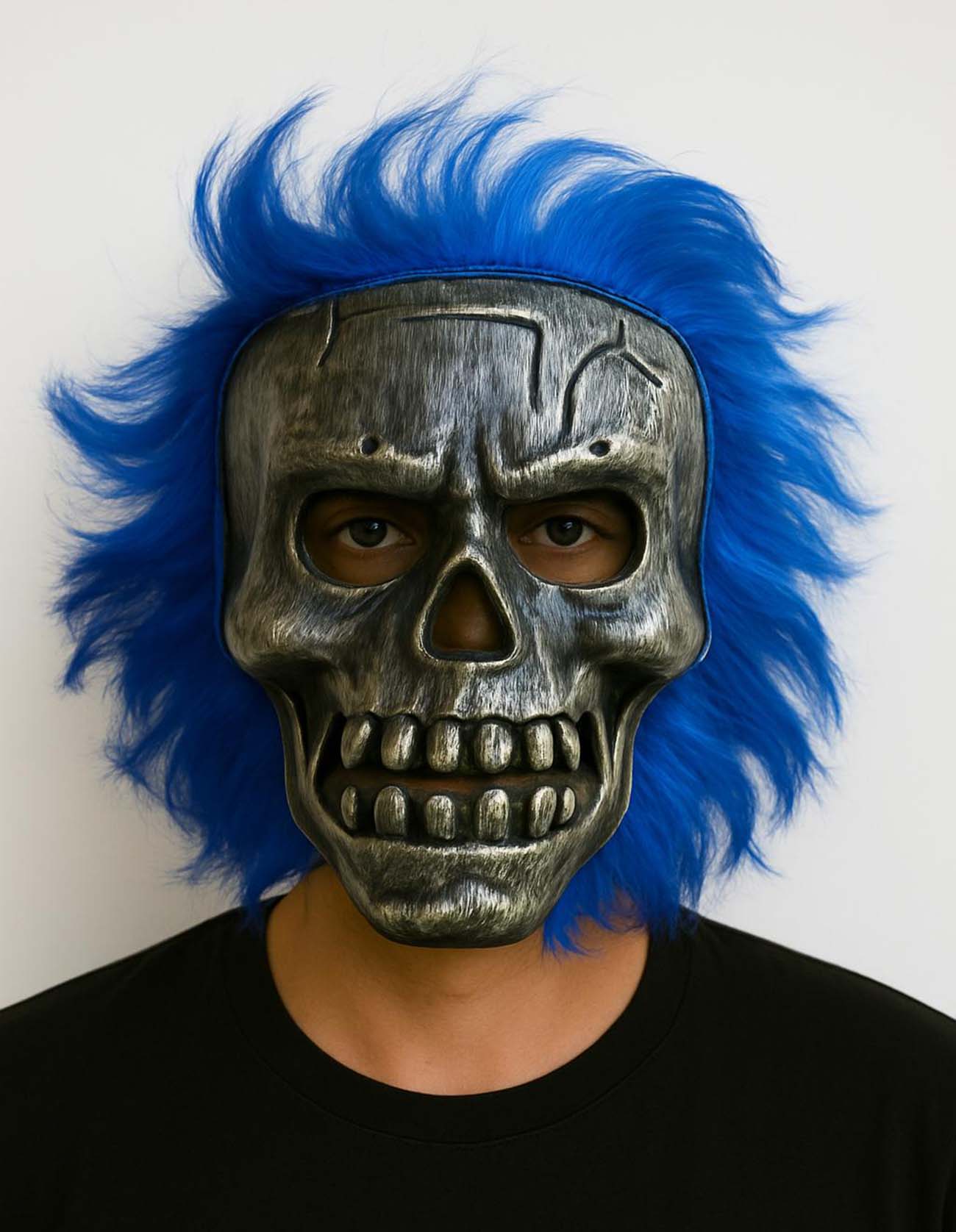 wild-skull-gumus-kafatasi-mavi-sacli-iskelet-maske-resim-5126.jpg Wild Skull - Gümüş Kafatası Mavi lı İskelet Maske - Görsel 1