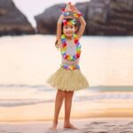 Yetişkin Çuk Hawaii Parti Seti - 40 cm Naturel Etek + Çiçek Aksesuarlar (5 Parça) - Görsel 4
